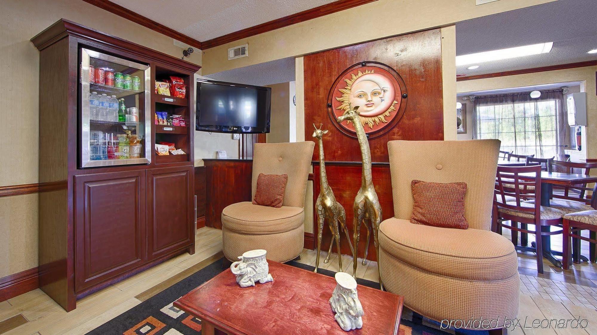 Western Allatoona Inn&suites Cartersville